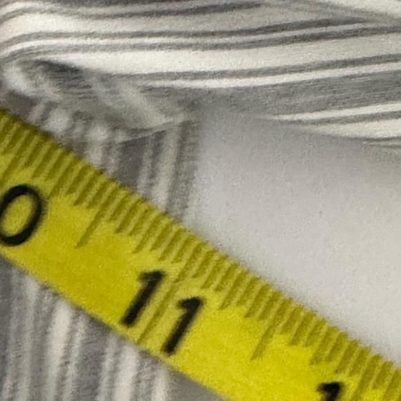 Ophelia Roe. Sz sm pant pull on stretchy  A lightweight stripe fabric. - Picture 6 of 14